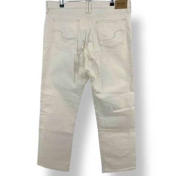 Levi Strauss Signature Women High Rise Straight Leg Jeans Cream Size 14 / 32 - Picture 2 of 8